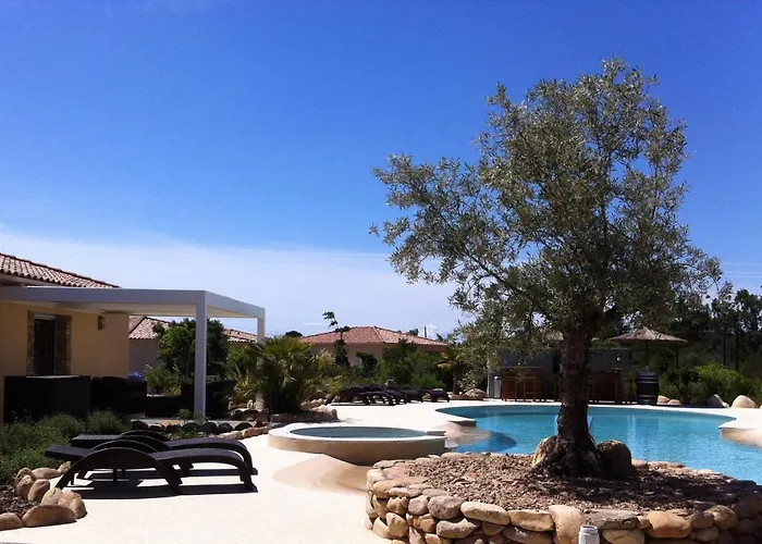 L'hacienda Piscine Chauffee A 28, Spa, Boulodrome Et Court De Tennis Prives, 2 Independantes Villa