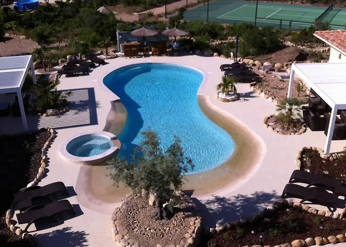 L'hacienda Piscine Chauffée à 28, Spa, Boulodrome Et Court De Tennis Privés, 2 Indépendantes Villa *