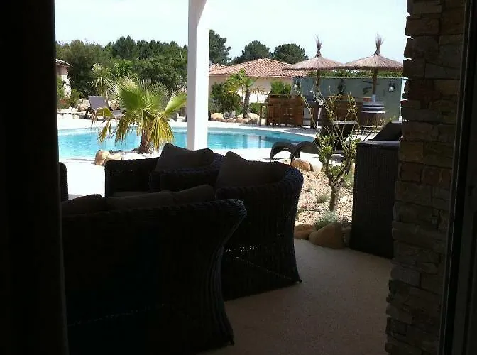 L'hacienda Piscine Chauffée à 28, Spa, Boulodrome Et Court De Tennis Privés, 2 Indépendantes Villa *