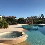 Villa L'hacienda Piscine Chauffee A 28, Spa, Boulodrome Et Court De Tennis Prives, 2 Independantes Porto-Vecchio (Corsica)