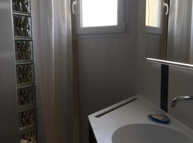 L'hacienda Piscine Chauffee A 28, Spa, Boulodrome Et Court De Tennis Prives, 2 Independantes Villa