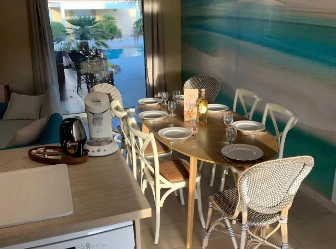 L'hacienda Piscine Chauffee A 28, Spa, Boulodrome Et Court De Tennis Prives, 2 Independantes Villa *