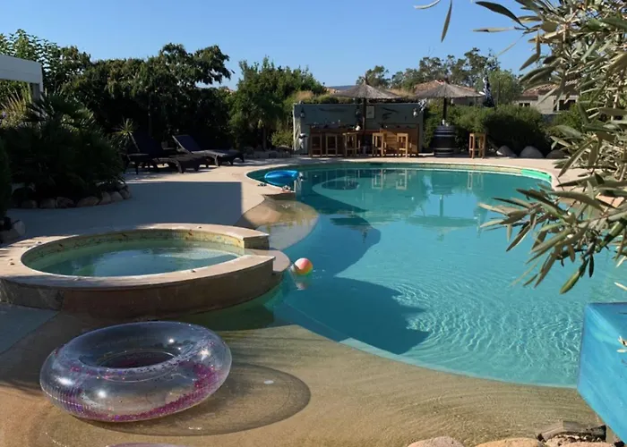 L'hacienda Piscine Chauffee A 28, Spa, Boulodrome Et Court De Tennis Prives, 2 Independantes Villa