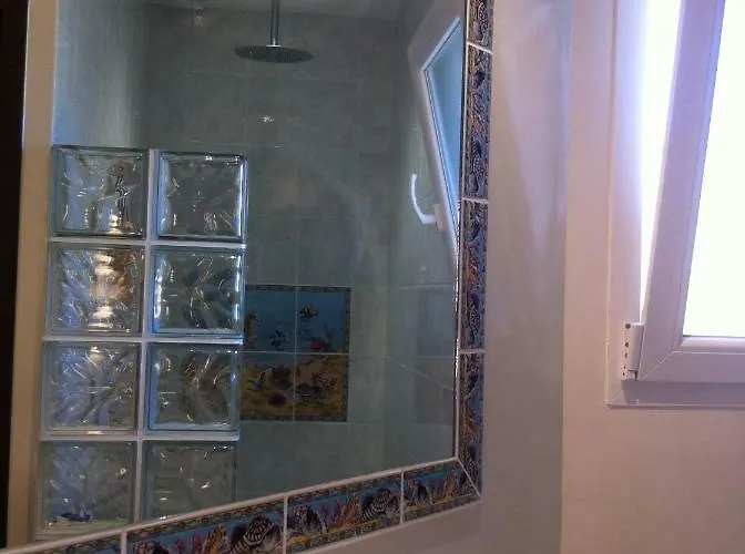 L'hacienda Piscine Chauffee A 28, Spa, Boulodrome Et Court De Tennis Prives, 2 Independantes Villa